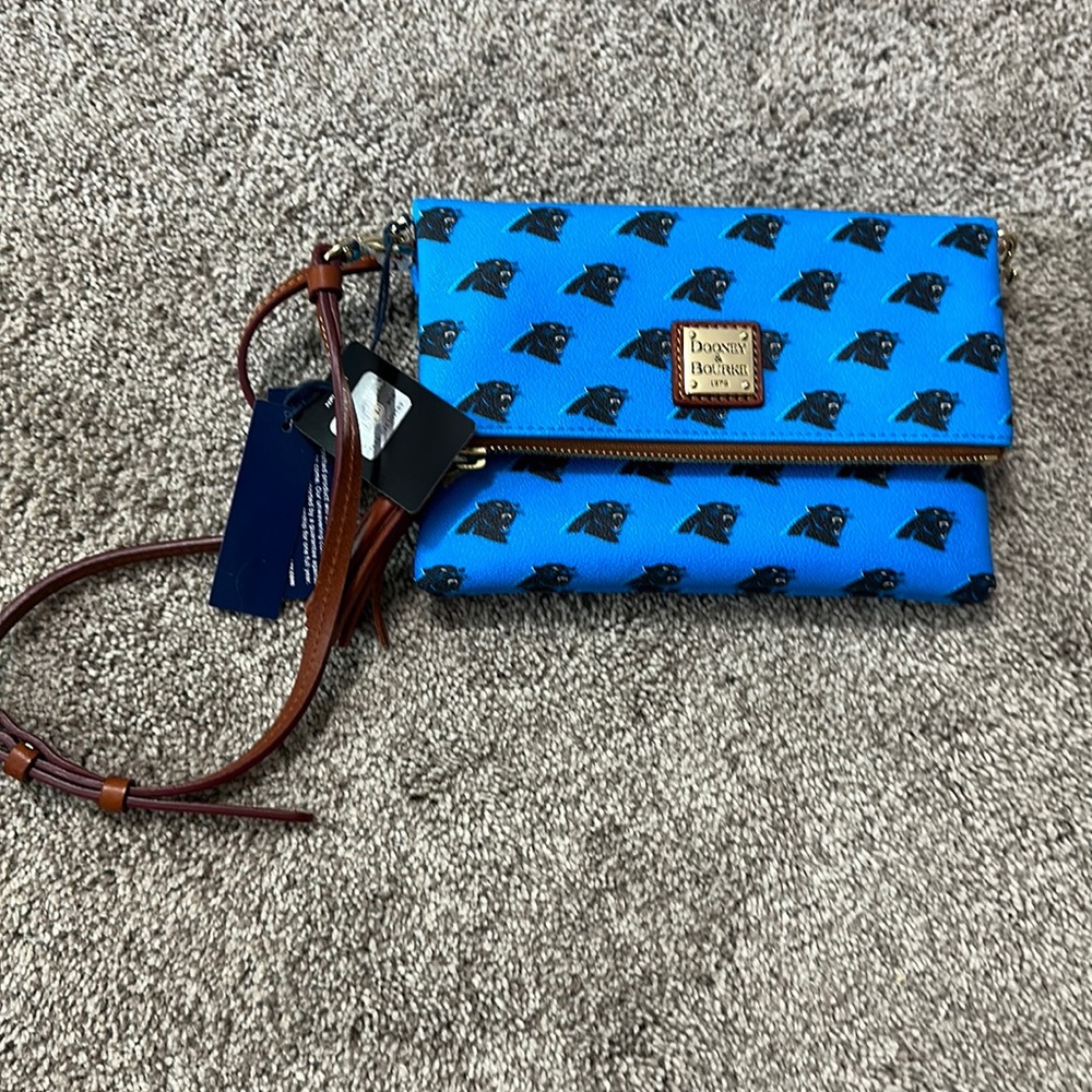 Dooney & Bourke crossbody bag